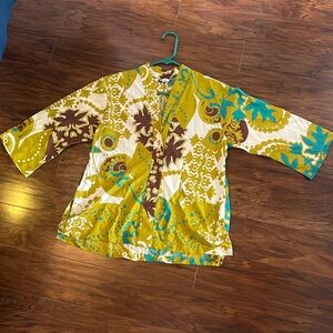 Manuhealii 3/4 sleeve button down top